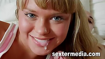 Boa Manhã Adolescente Sexy: Boquete E Dedilhado Anal