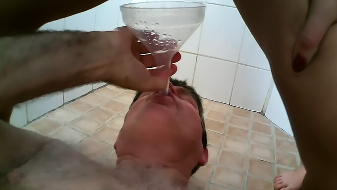 Pissing And Drinking: Bdsm Fantasy Fulfilled