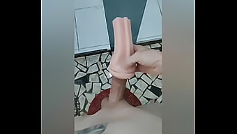 Aperçu De Ma Vidéo De Masturbation Amateur Avec Une Grosse Bite