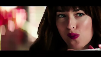 Bdsm D'Une Célébrité Américaine: Dakota Johnson Dans Cinquante Nuances Libérée (2018)