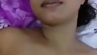 Desi Girls: Amateur Indian Girls In Homemade Porn Videos