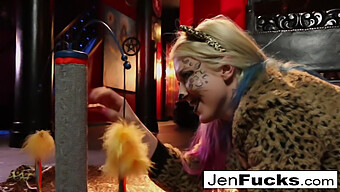 Tattooed Beauty Jen Hexxx Helps Leya The Cat With A Milk Enema