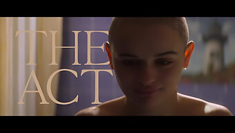 The Act S01e04: Joey King'S Hot Scene