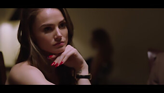 Tori Black E Adriana Chechichick Condividono Un Fortunato Ragazzo In Un Video Incredibile